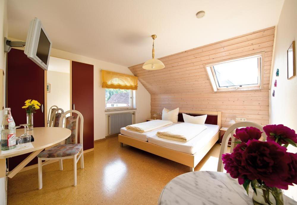 Hotel Gasthof Roessle Rottenburg am Neckar Habitación foto
